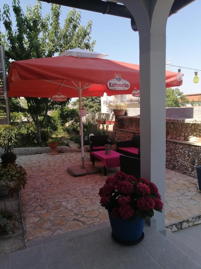 Apartman Antonija Pula Exterior foto